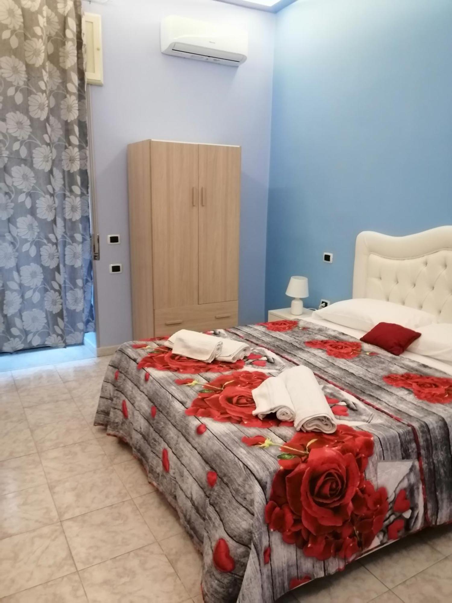 Francesco Home Napoli Bagian luar foto