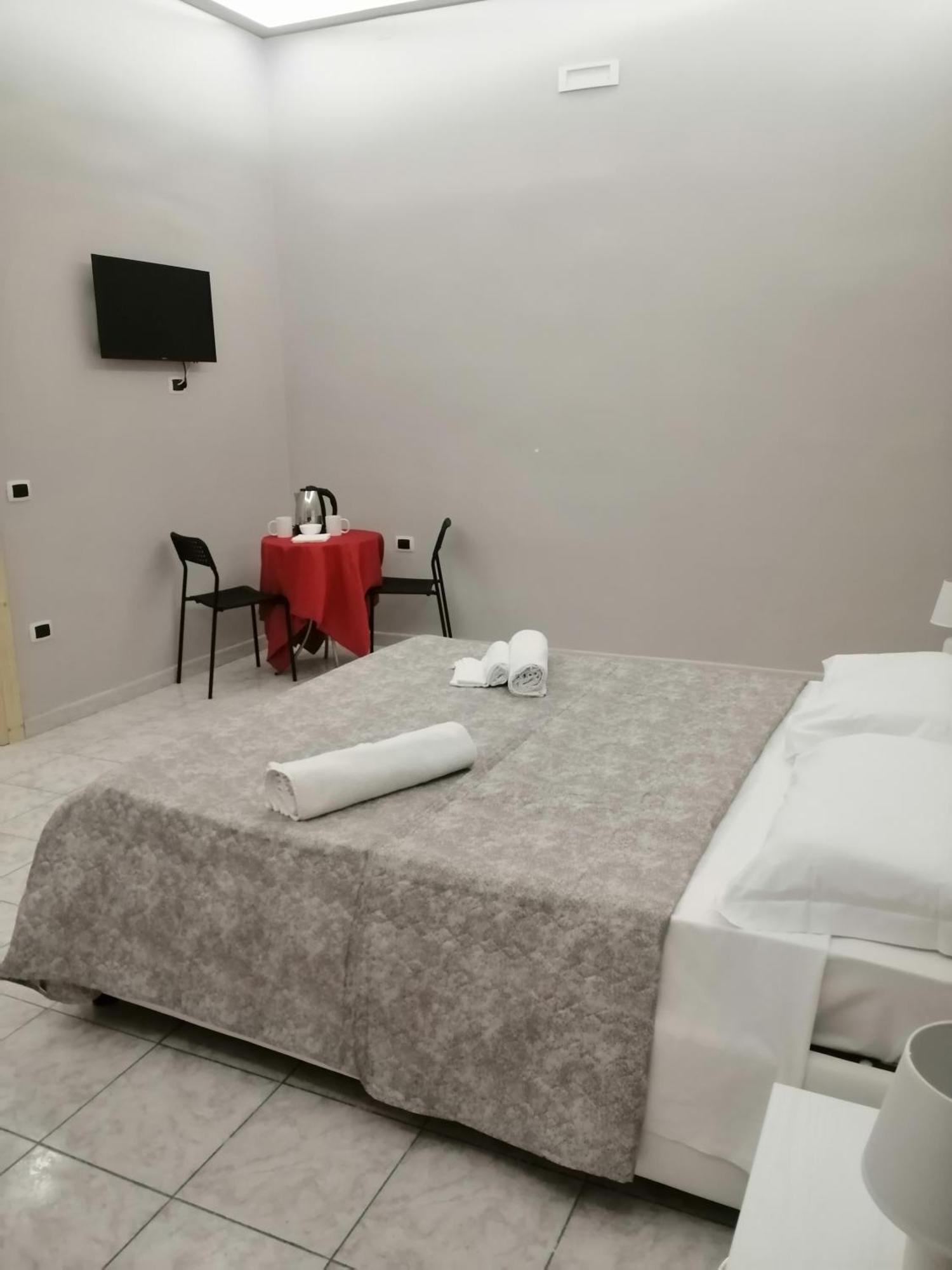 Francesco Home Napoli Bagian luar foto