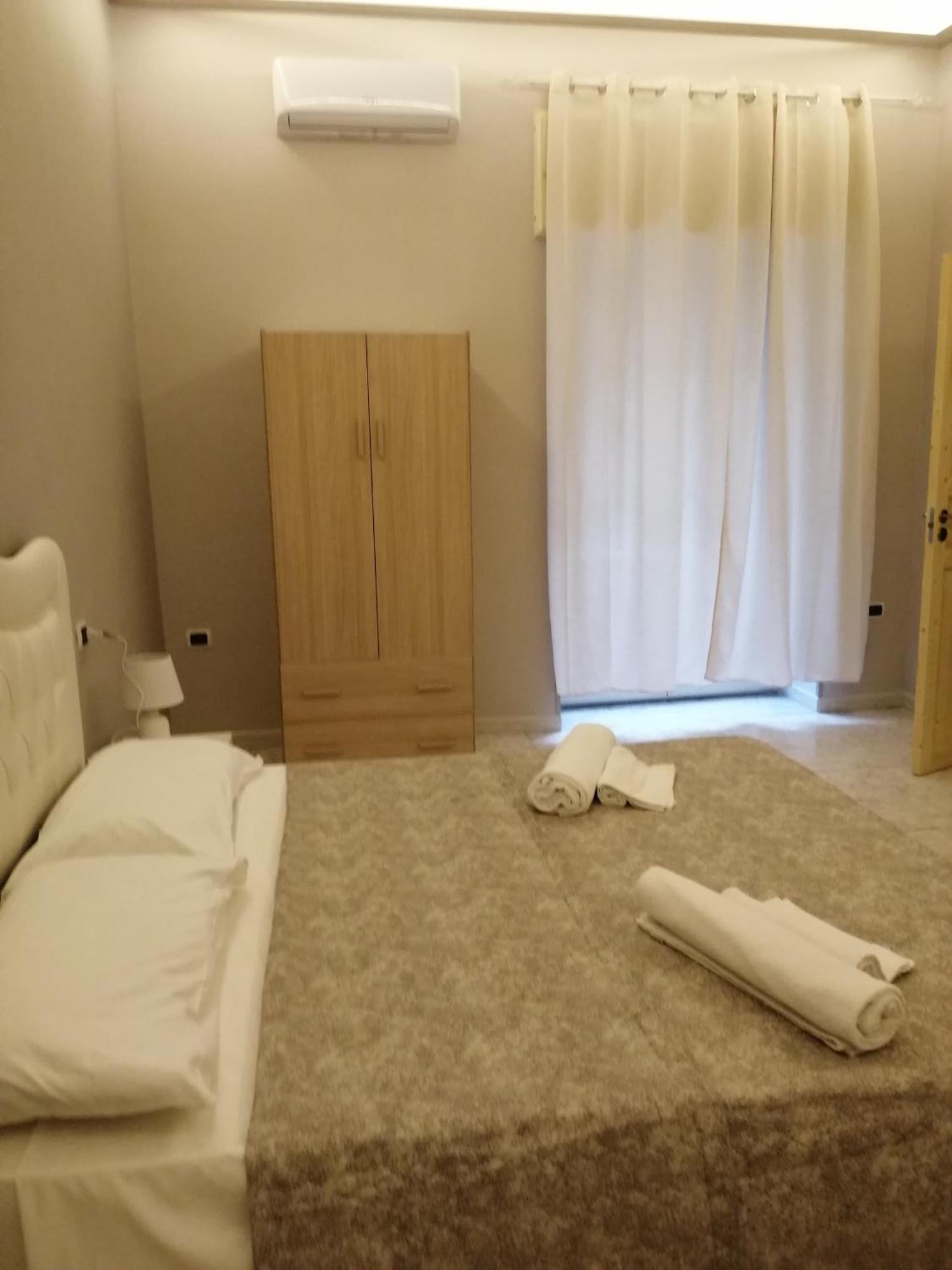 Francesco Home Napoli Bagian luar foto